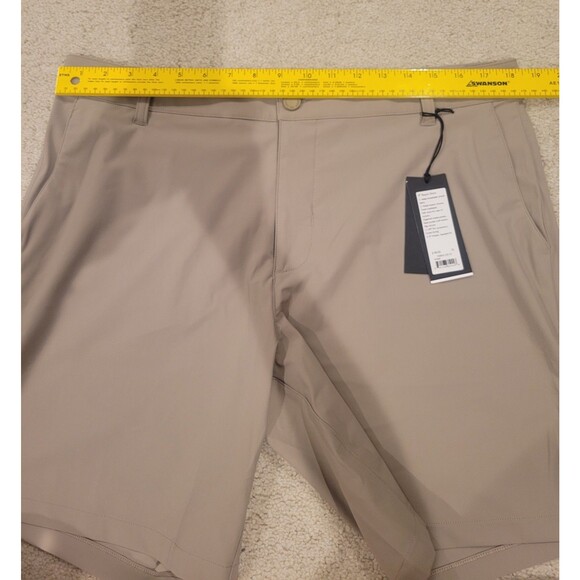 NWT Rhone 8” Resort Shorts Men's Size 35 UPF 50+ Quick Drying Sandalo MSRP $98 - Picture 5 of 11